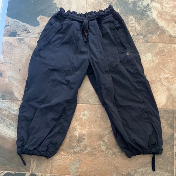 Bundle of Lululemon athletica outfits deal - Picture 8 of 9